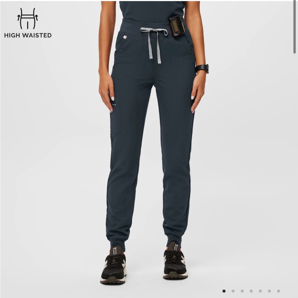 NWOT Zamora High Waisted Joggers